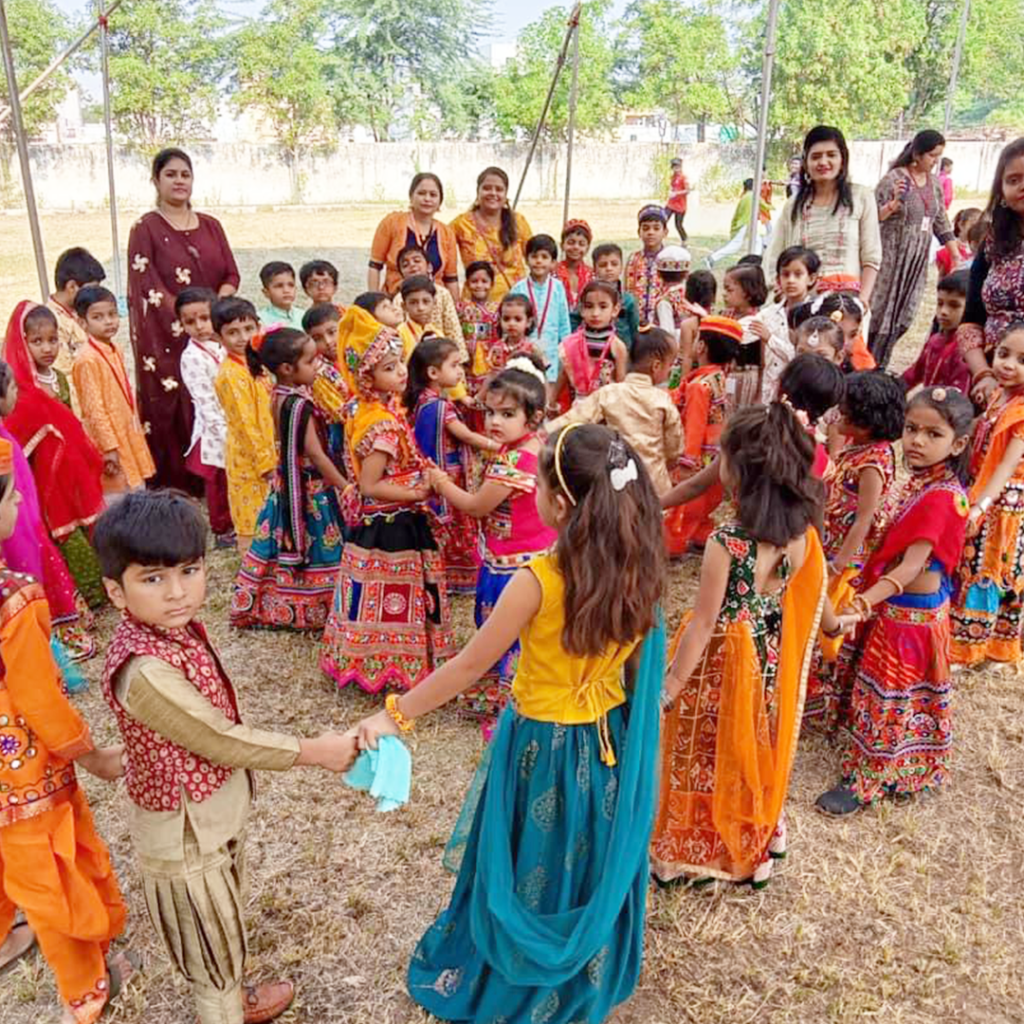 Children Dance